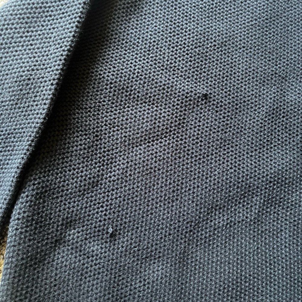 Everlane Oversized Honeycomb Crewneck Black Sweater size small - Picture 4 of 5